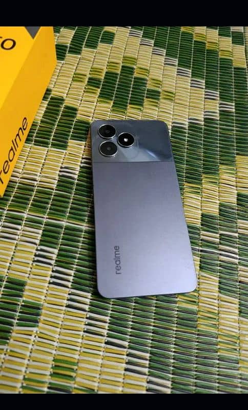 realme 2