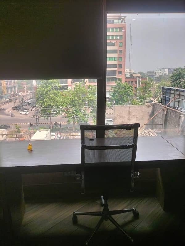 Furnished Office 700 Sq Feet Gulberg 2