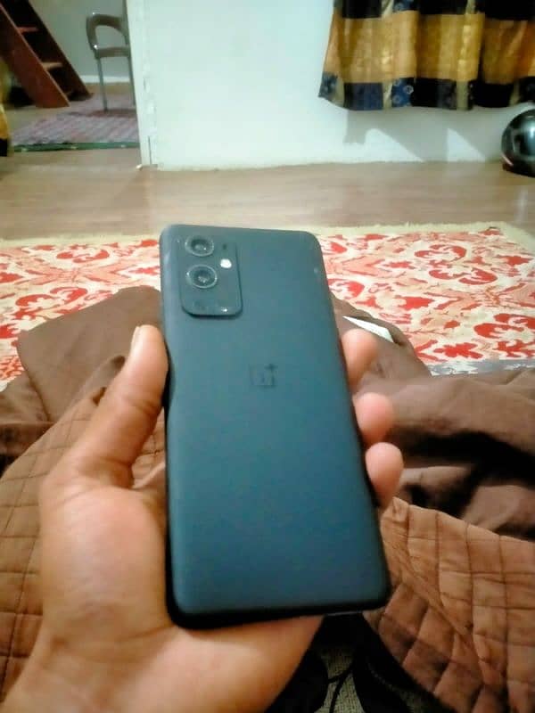 One plus 9 pro 1