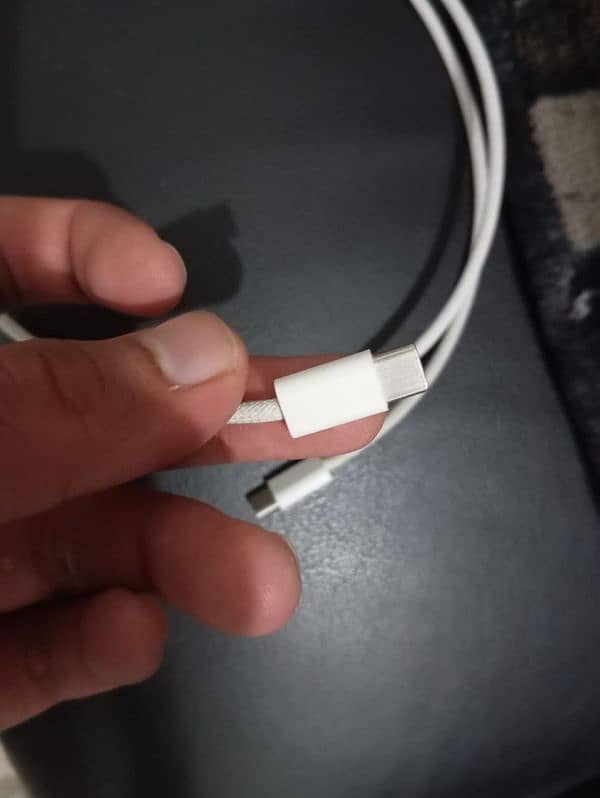 IPHONE 15 cable 1