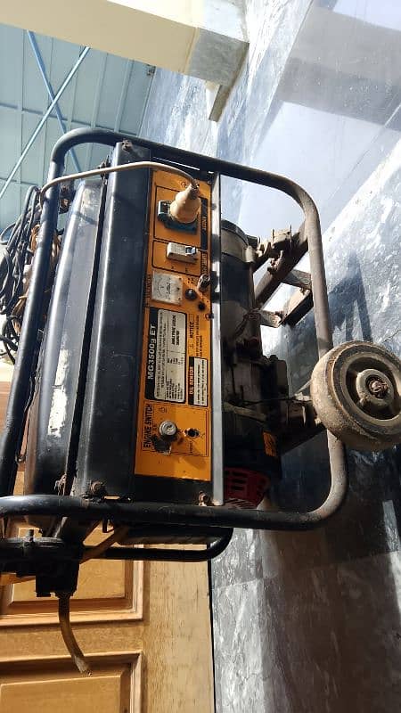 megma Generator 3500 watts 0