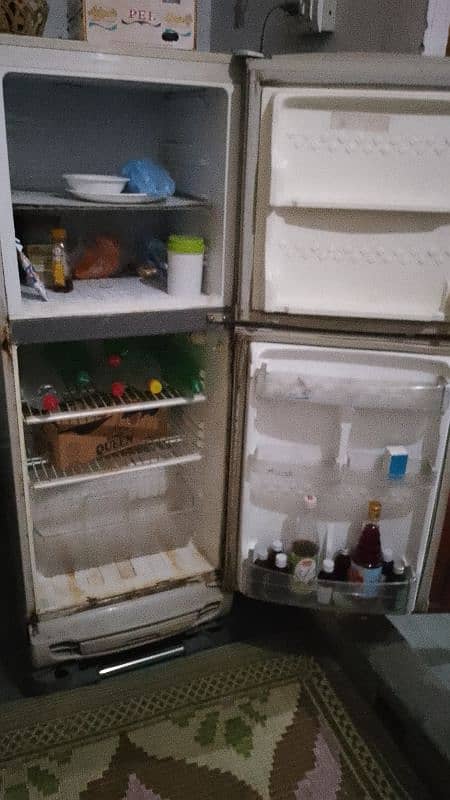 fridge medium size urgent sale 2