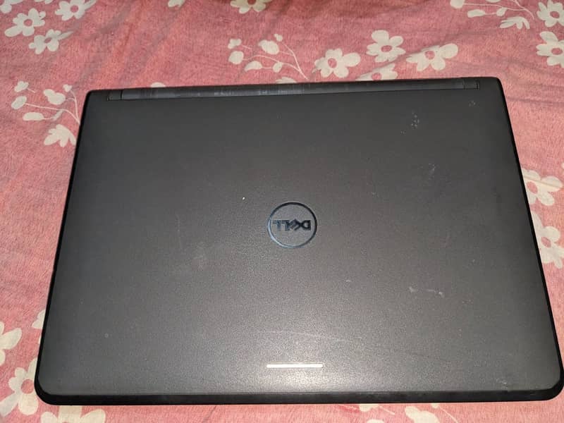 dell latitude 3350 Intel Core i5 5th generation Touch Screen 2