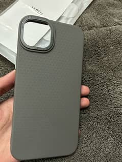 Spigen iPhone 14 plus / 15 plus Case new