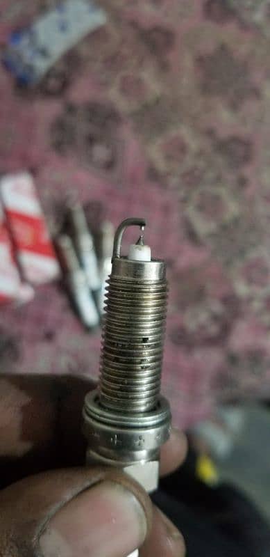 spark plug 0