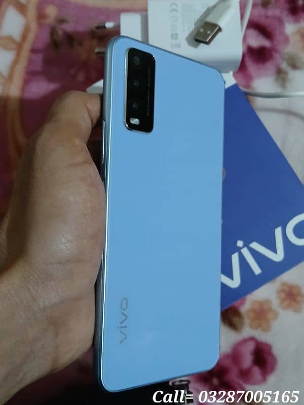 Vivo Y20s 256Gb And 8Gb. 17,000 fnf . 5000mah. Battery with box charger 0