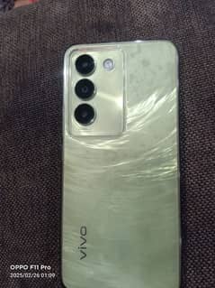 vivo Y100 10 / 10 condition Originally box and original charge