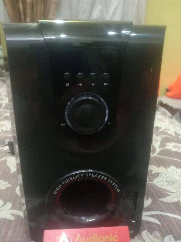 audionic speakers 7000 dual power urgently sale 6