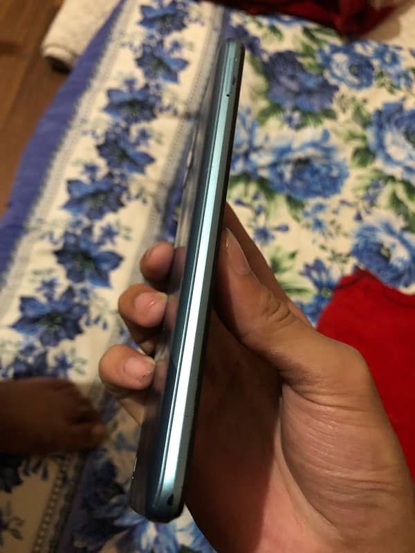 Realme c21 4 64 gb Pta Official Aproved 4