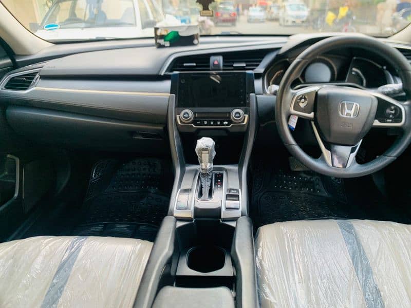 Honda Civic Oriel 2018 5