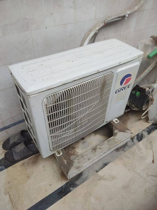 Gree 1 Ton inverter split AC 0