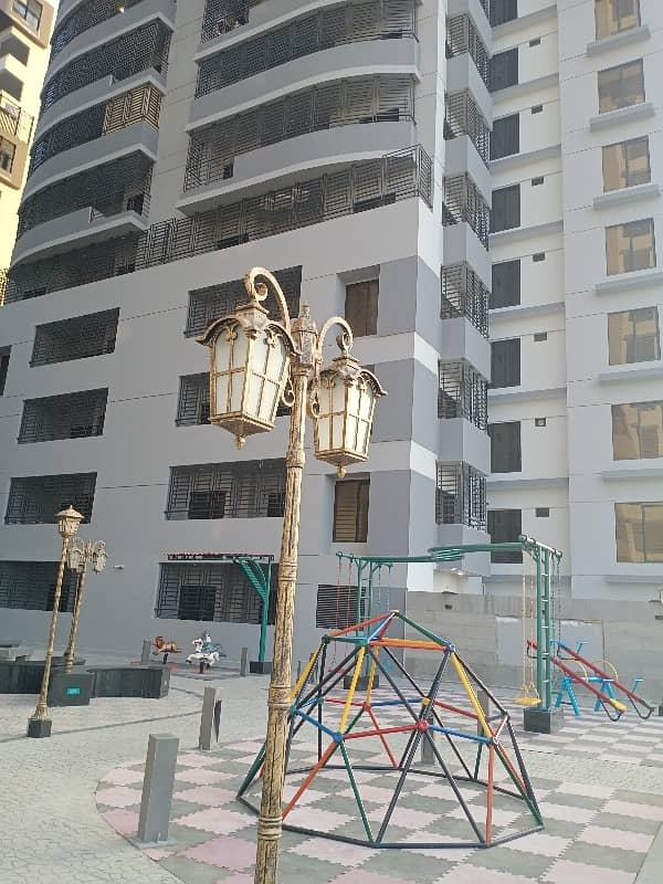 A 2000 Square Feet Flat Has Landed On Market In Gulshan-e-Iqbal - Block 10-A Of Karachi 1