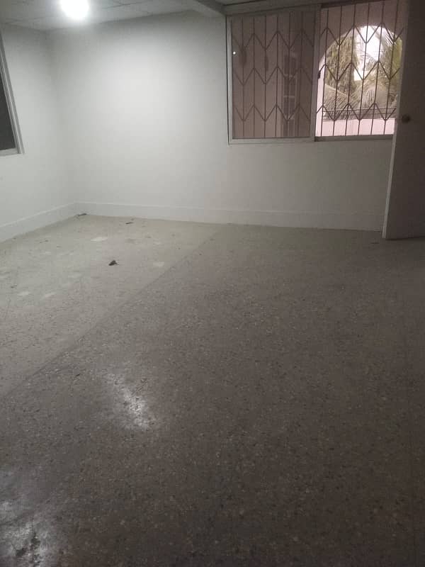 600 Yard 2nd Floor With Terrace in Gulshan. e. iqbal 13D/1 2