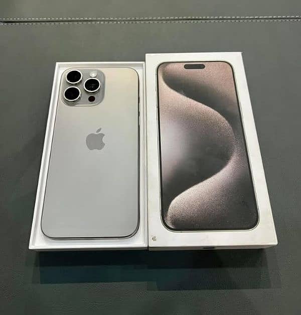 i Phone 8plus, 11,12,13,14,15 pro max on instalment Whatsap 3062623924 0