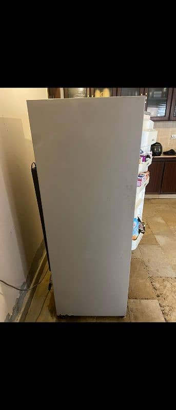 Dawlence fridge is up for sale 1