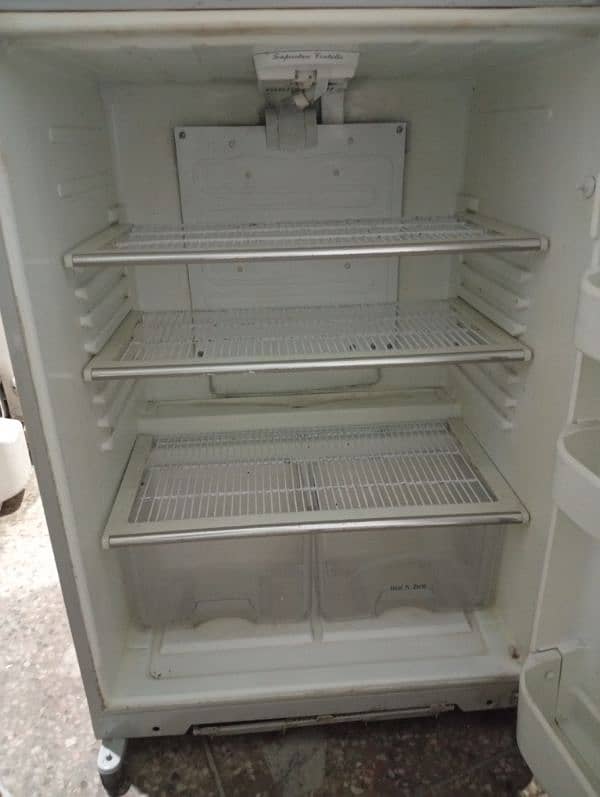 Dawlance fridge full size for sale 2