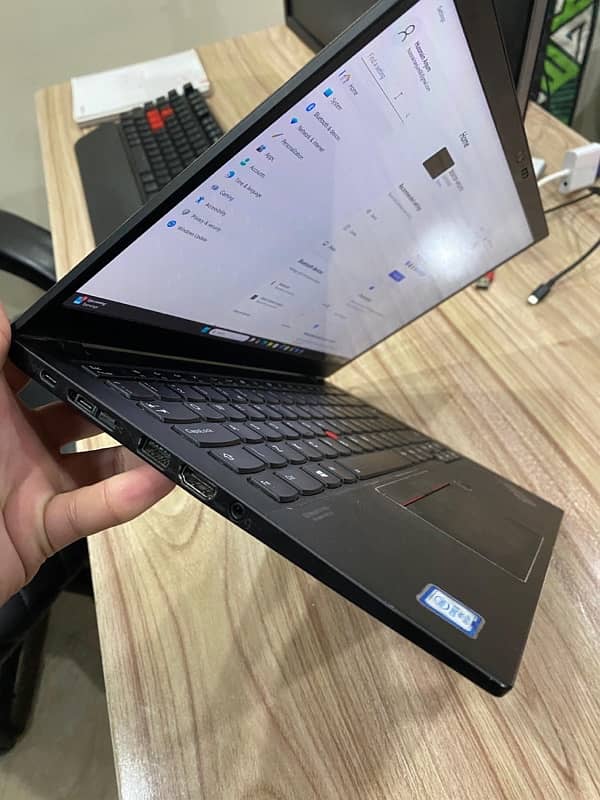 Lenovo X1 Carbon Core i5 8th Gen 3