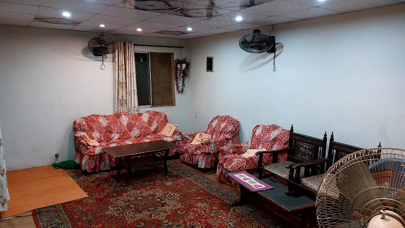 327 Sq Yards West Open Corner 60 ft Road Gulshan e Iqbal Block 13D1 1