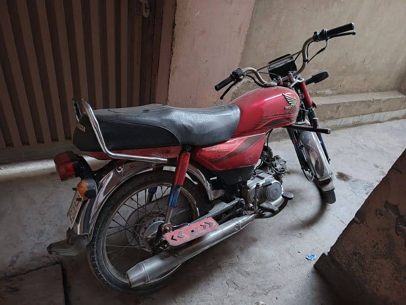 Honda CD 70 5