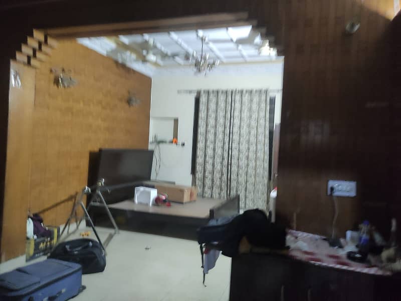 5 MARLA LOWER PORTION AVAILABLE FOR RENT IN PRIME LOCATION OF ALLAMA IQBAL TOWN 0