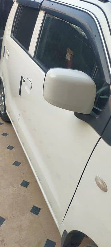 Suzuki Wagon R 2018 4