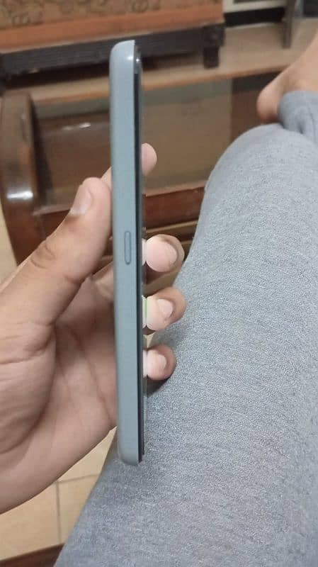 Nokia 2.2 ( Condition 8/10) 3