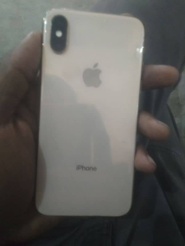 iPhone xs pta  parof daba box b ha 256gp  exchange b ho sakta ha mobil 1