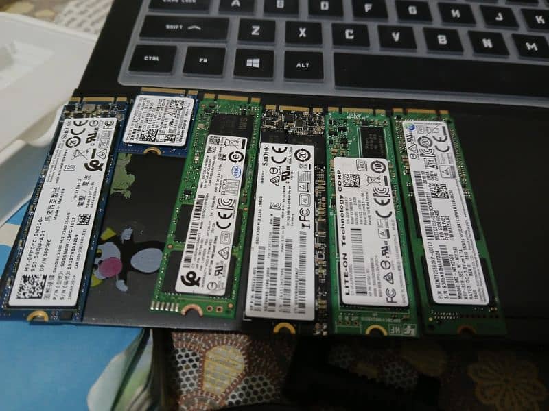 nvme/m2 ssds available chk description 2