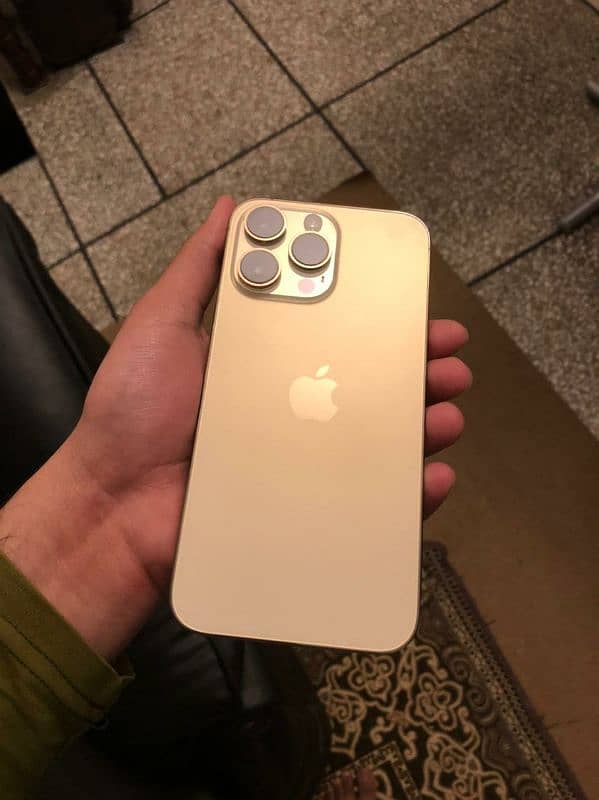 iphone 14 pro max gold 1