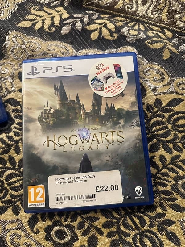 Assasin creed Valhalla and Hogwarts legacy 2