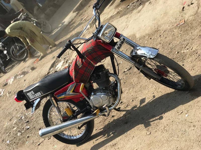 Honda CG 125 model 2010 4