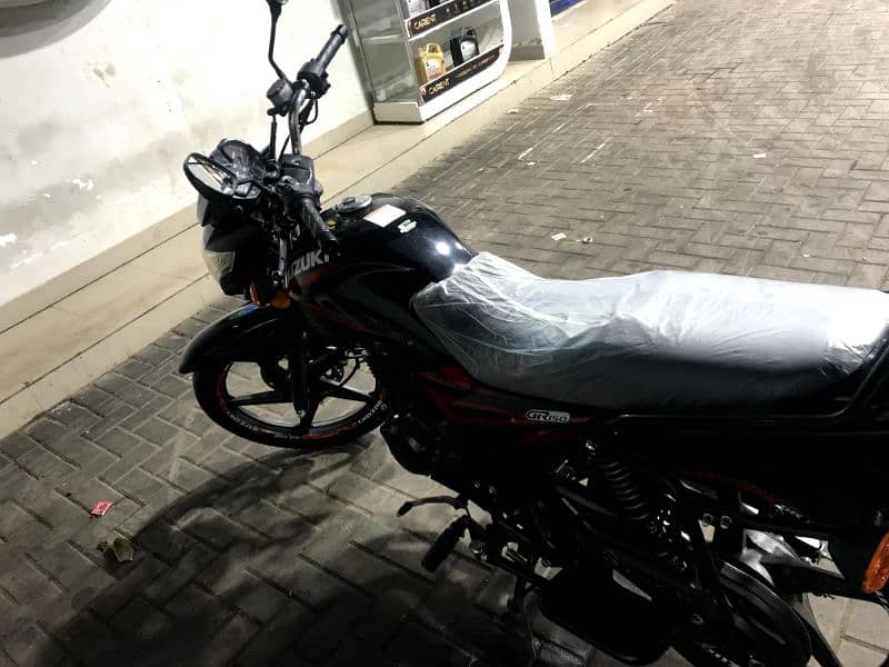 Suzuki GR-150 2018 (Mint Condition) 3