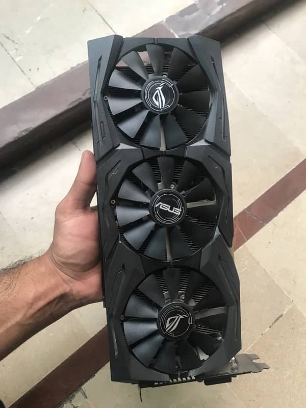 Asus ROG Rx 580 8gb graphics card 0