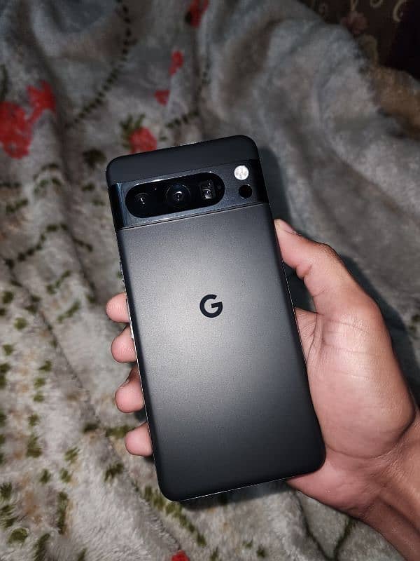 Google Pixel 8 Pro 0