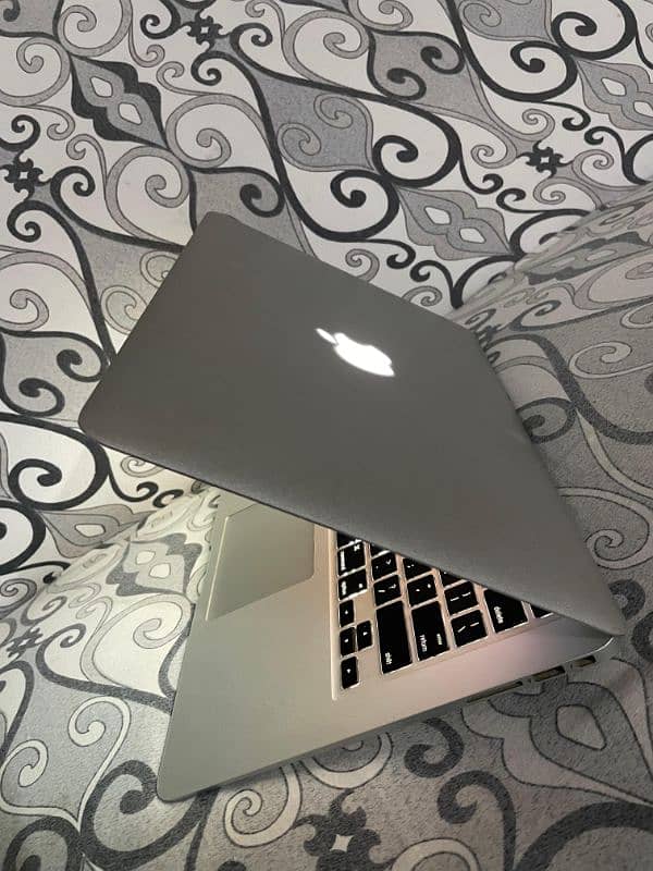 Apple Macbook Air 2014 (i7) 4