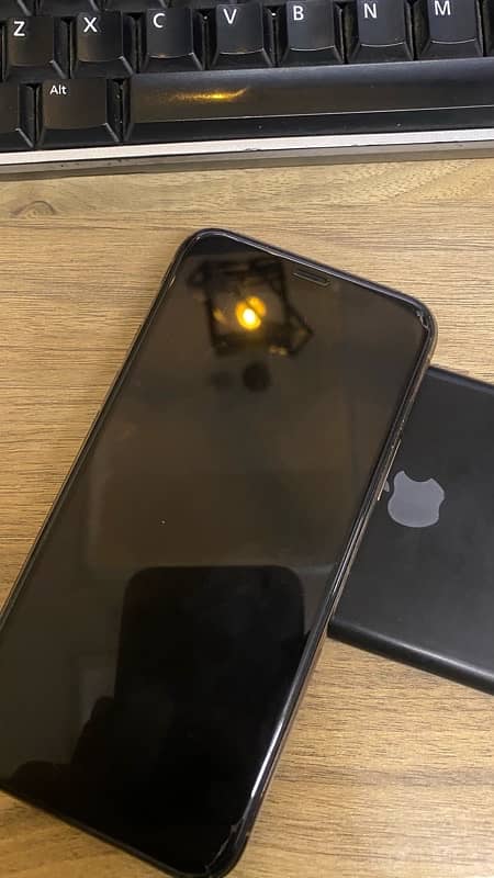 Iphone 11 pro (64 gb HK model) PTA APRROVED 0