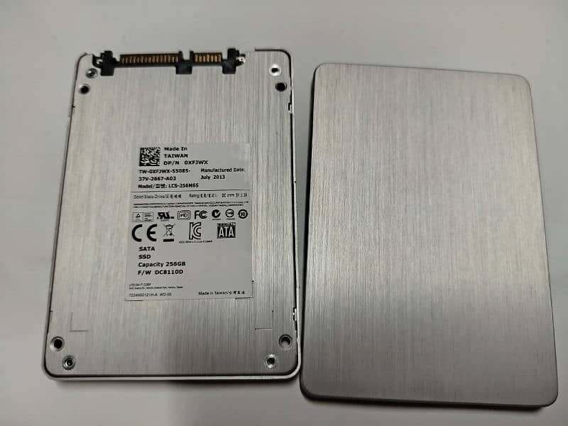 Sata SSD 256GB (Original Disk) 0