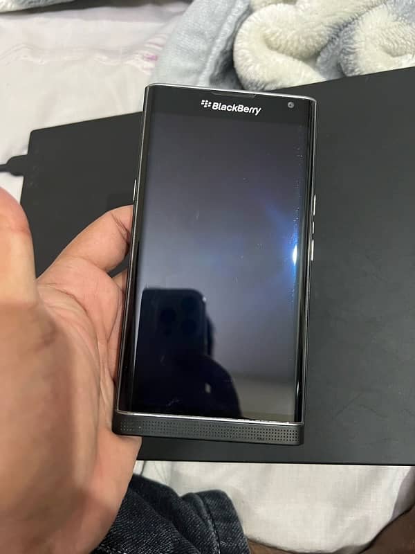 Blackberyy Priv Black 3