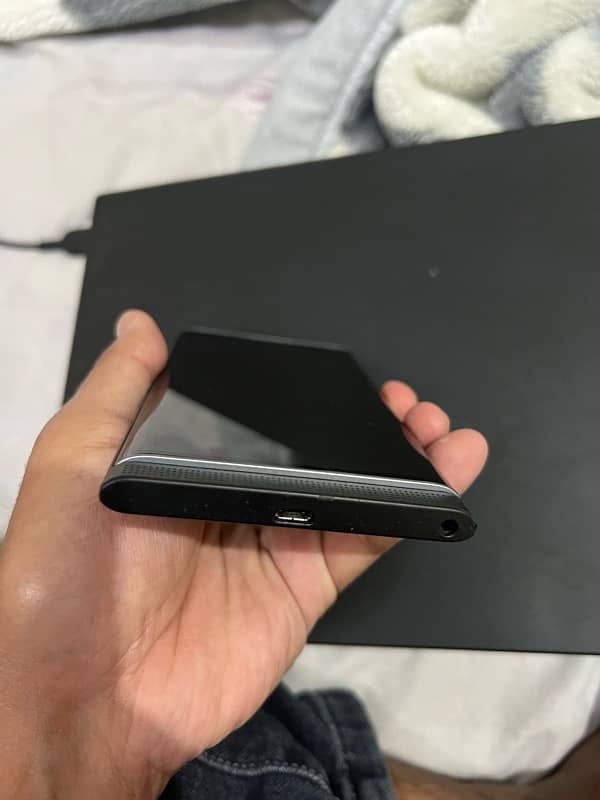 Blackberyy Priv Black 5