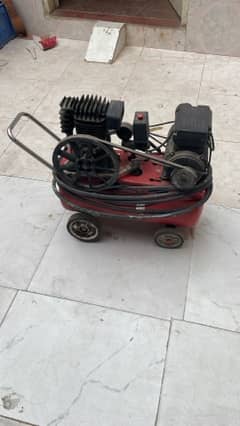 automatic air compressor in working condition