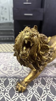 Roaring Lion Brass Coated Figure