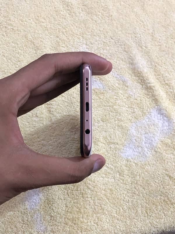 OPPO F11 8GP 256GP PTA APPROVED WITH BOX and charger 10/10 condition 3