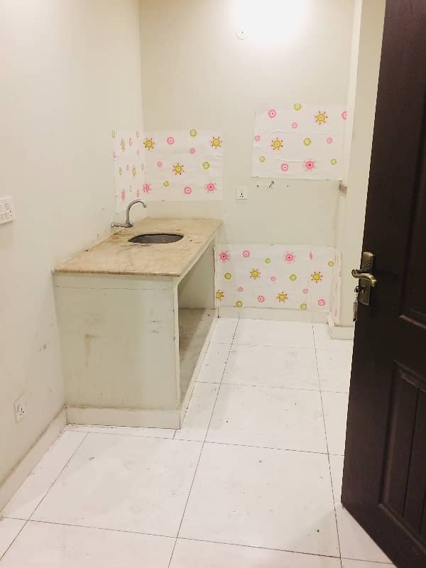 A 300 Square Feet Flat Located In Johar Town Is Available For Rent 5