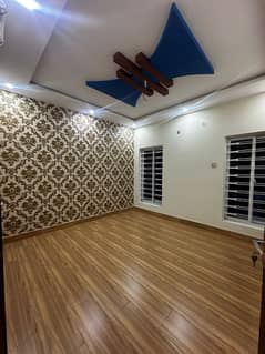 5 Marla Brand New Upper Portion For Rent In Park View City Lahore.