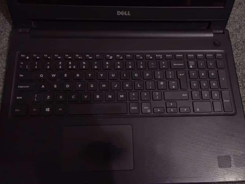 Dell core i7  laptop 7