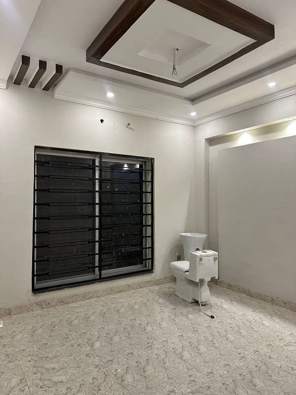 5 Marla Brand New Lower Portion For Rent In Park View City Lahore. 5