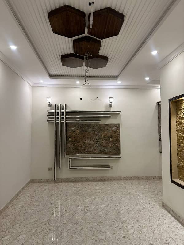 5 Marla Brand New Lower Portion For Rent In Park View City Lahore. 6