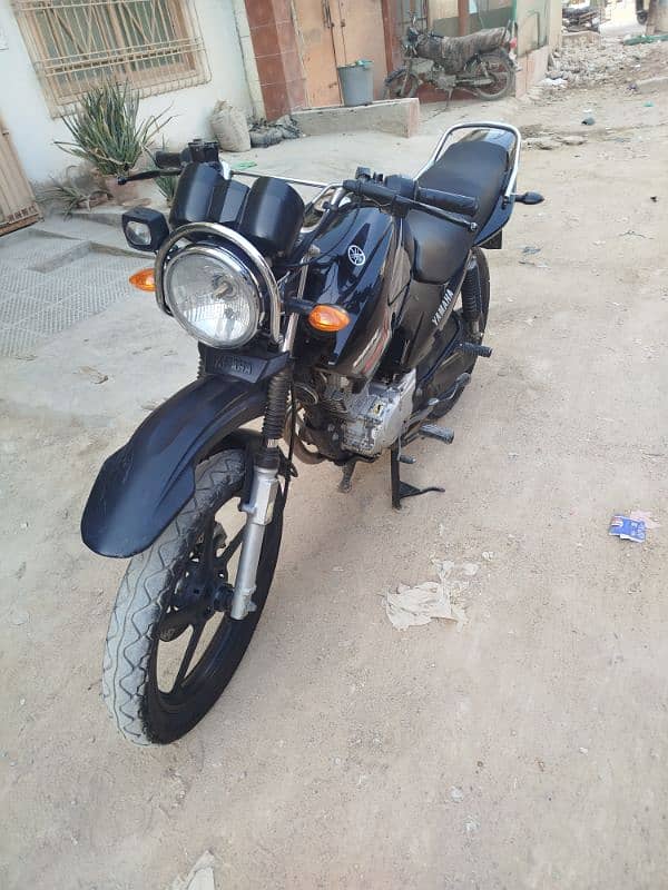 Yamaha YBR G 125 original millage 24k my name 7