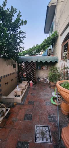 DOUBLE STOREY, DOUBLE KITCHEN TILED FLOOR