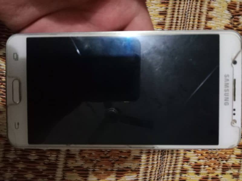 Selling J5 (6) 1